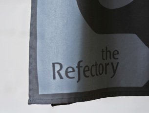 field-grey-uniform-bib-apron-print-detail-the-refectory-salisbury-cathedral-compassgroup
