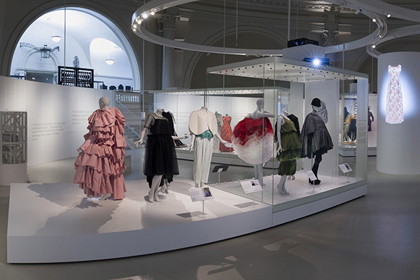 Balenciaga Shaping Fashion Exhibition View © Victoria and Albert Museum, London