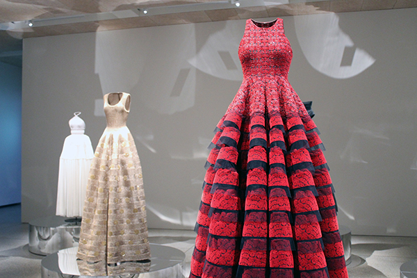 AzzedineAlaïa_DesignMuseum_07