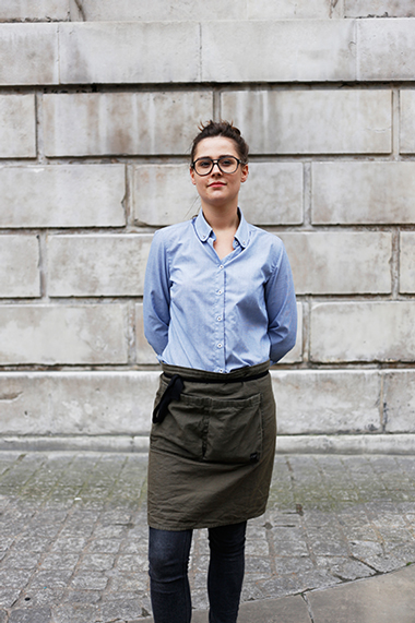 field-grey-female-bespoke-cotton-utility-waist-apron-candbbars-corneyandbarrow