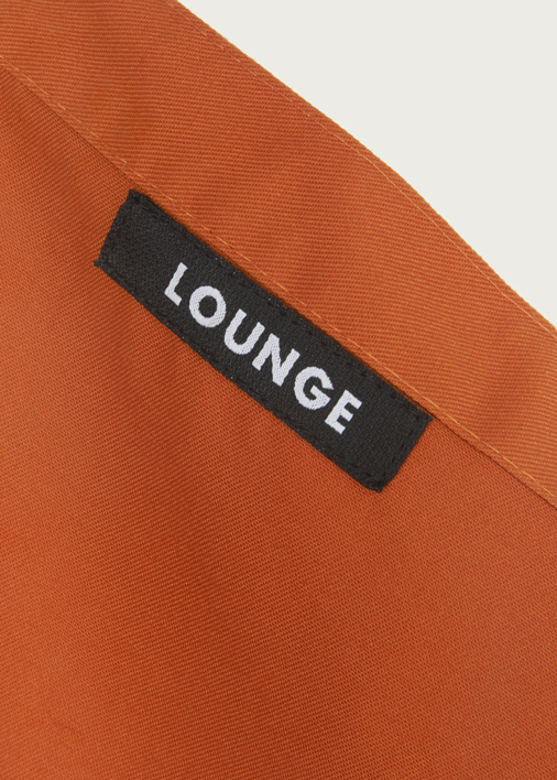 field-grey-uniform-waist-apron-detail-lounge-barbican-compassgroup