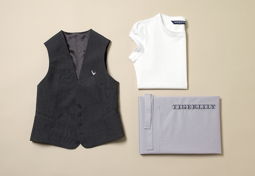 field-grey-female-uniform-tailoring-apron-embroidery-tshirt-tigerlily
